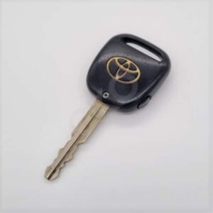 CKO_Toyota Runx Nze